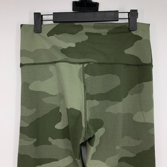 Aerie Offline Leggings High Rise 7/8 Green Camo Pull On Short Inseam - Picture 6 of 9